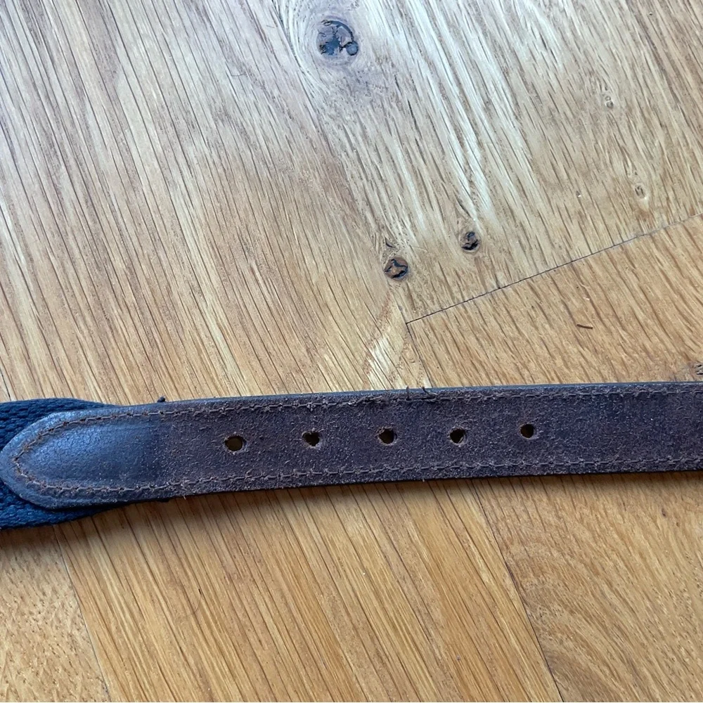 Vineyard Vines Lacrosse Belt Size 30 - Picture 5 of 6